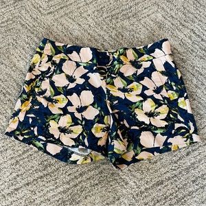 J Crew Womens Floral Print Side Zip Chino Shorts Size 10 Blue & Light peach